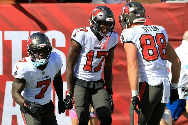 Pittsburgh Steelers vs Tampa Bay Buccaneers Picks and Prediction for Sunday October 18 2026